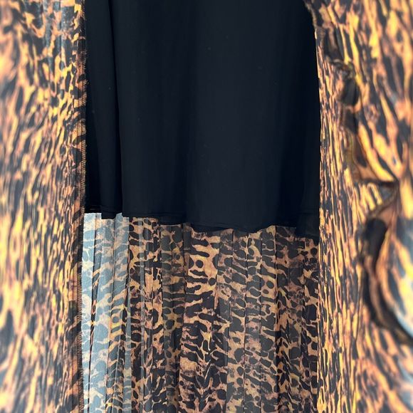 AllSaints Cora Ambient Skirt Midi Size 6 Animal Print Pleated High-Low Sheer - Picture 5 of 15